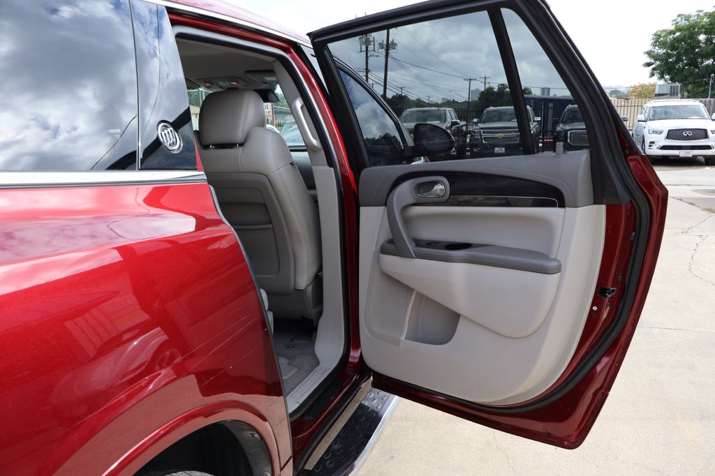 Photo 50 of this BUICK ENCLAVE