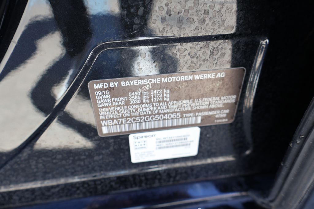 Photo 11 of this BMW 740