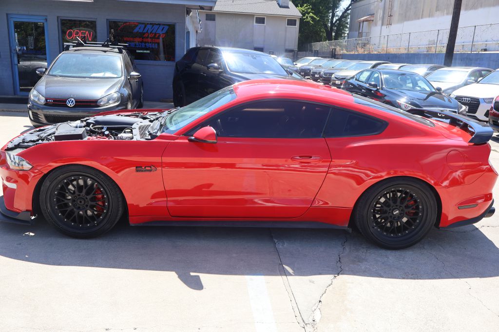Photo 4 of this FORD MUSTANG