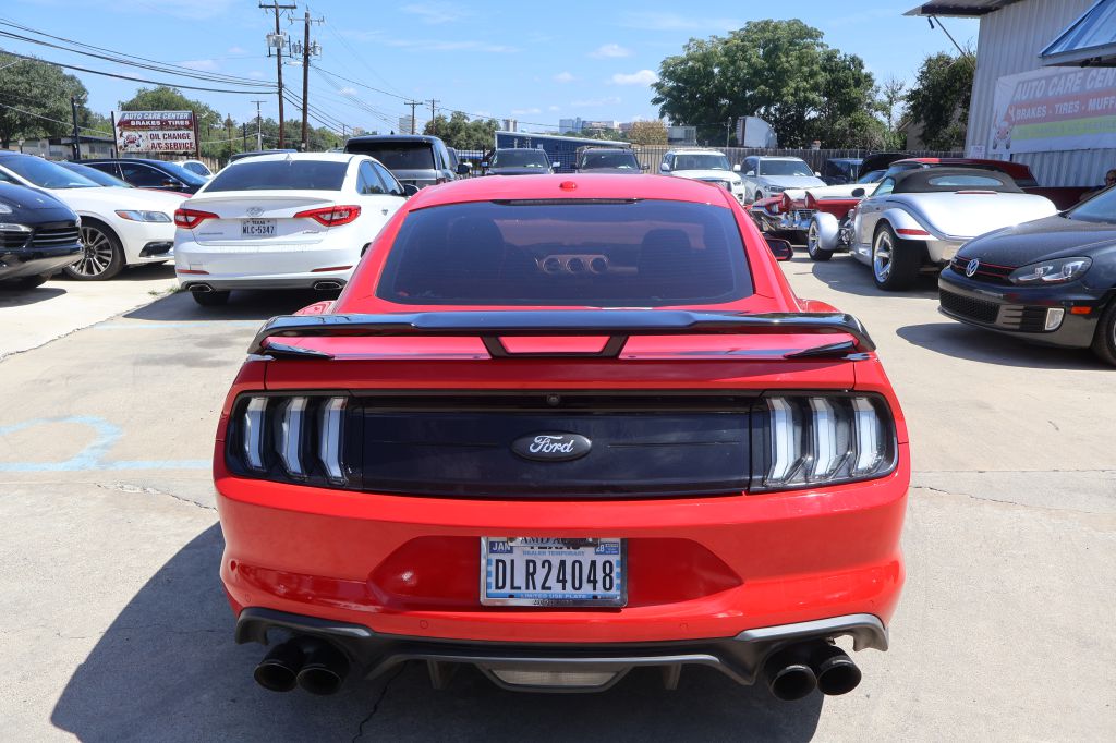 Photo 8 of this FORD MUSTANG