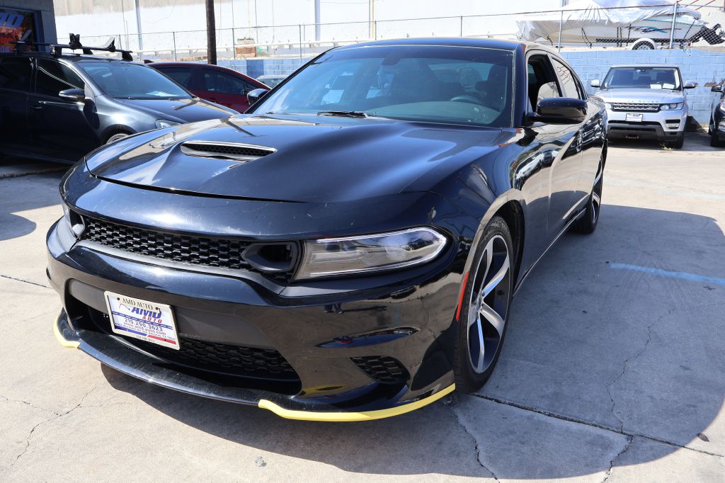 Photo 3 of this DODGE CHARGER