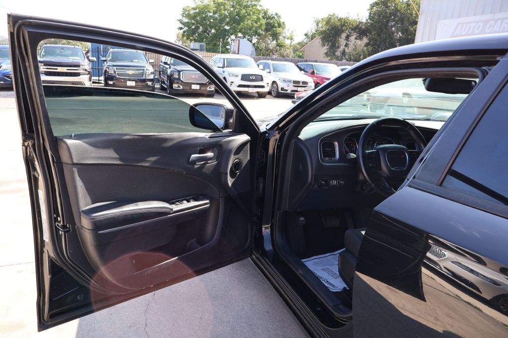 Photo 18 of this DODGE CHARGER