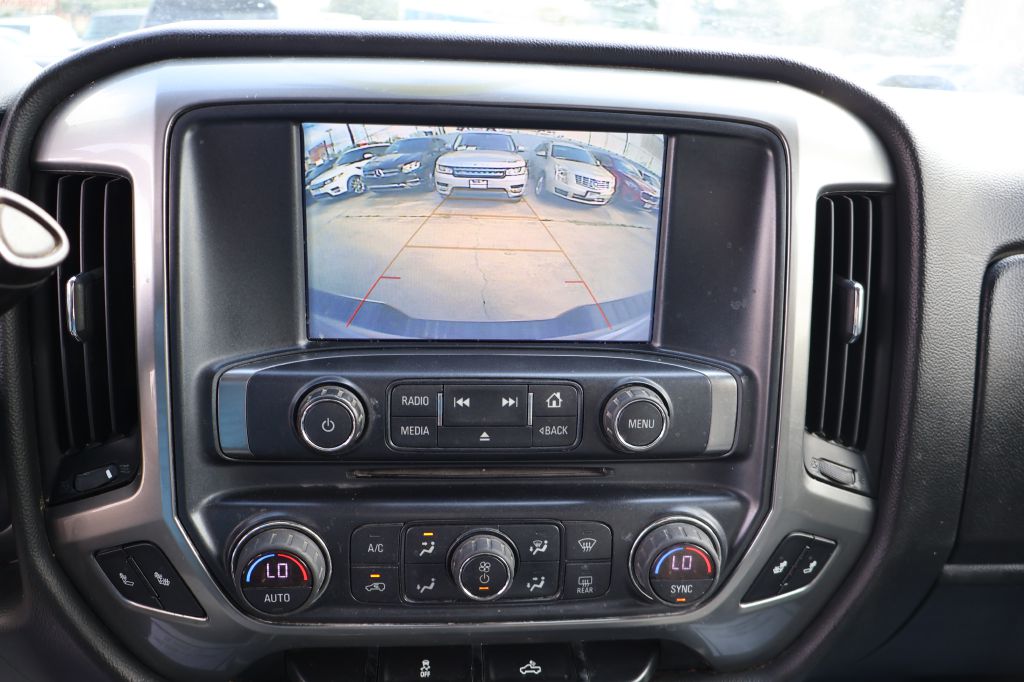 Photo 30 of this CHEVROLET SILVERADO 1500