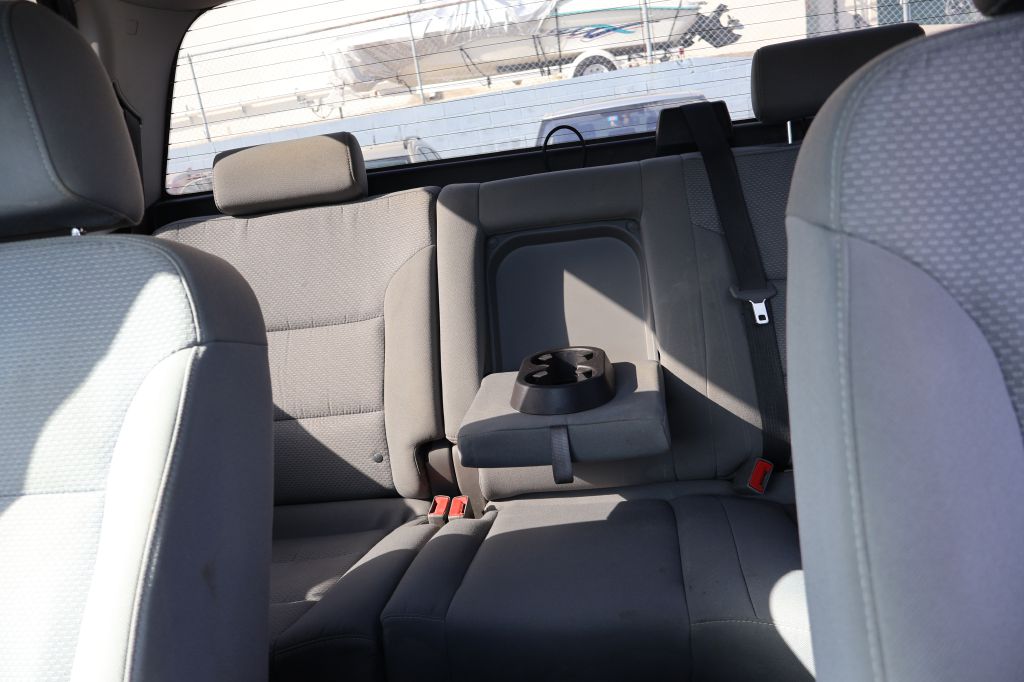 Photo 35 of this CHEVROLET SILVERADO 1500