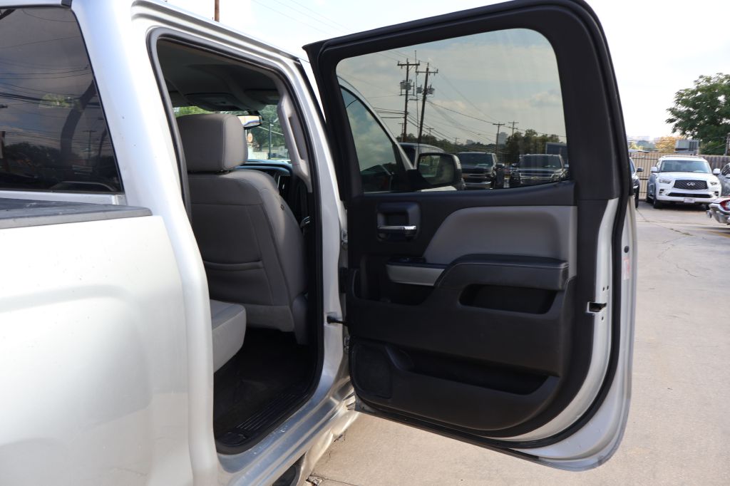 Photo 39 of this CHEVROLET SILVERADO 1500