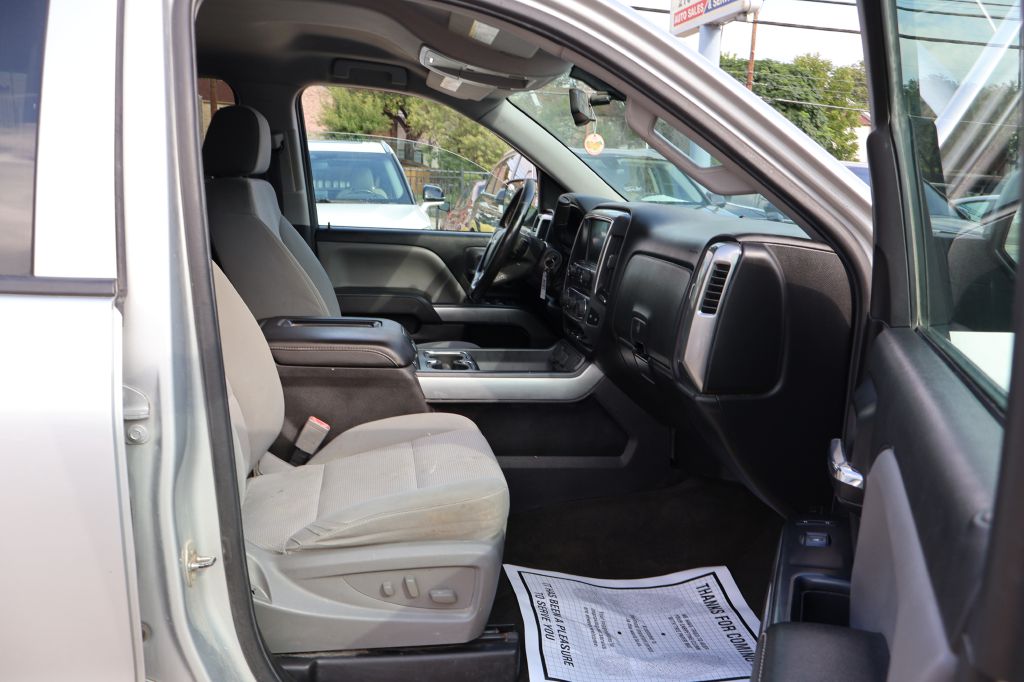 Photo 40 of this CHEVROLET SILVERADO 1500