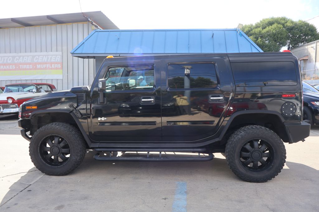 Photo 4 of this HUMMER H2