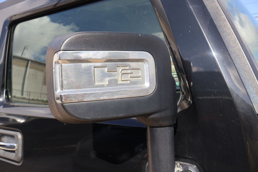 Photo 11 of this HUMMER H2