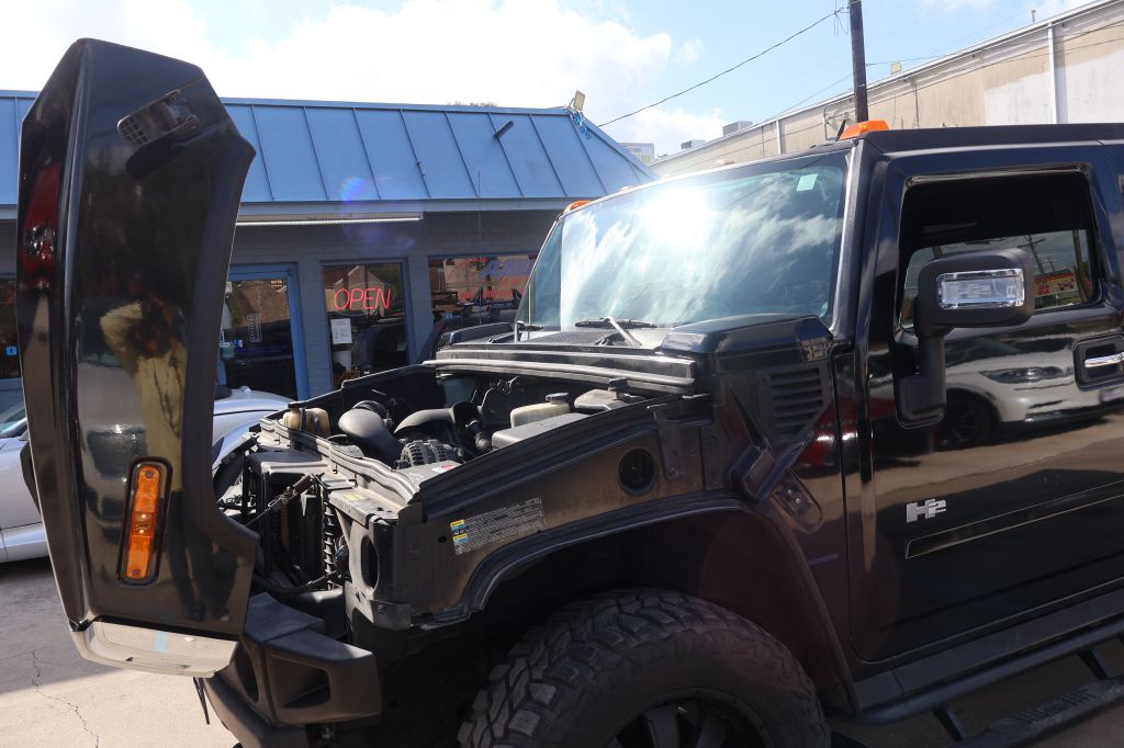 Photo 17 of this HUMMER H2