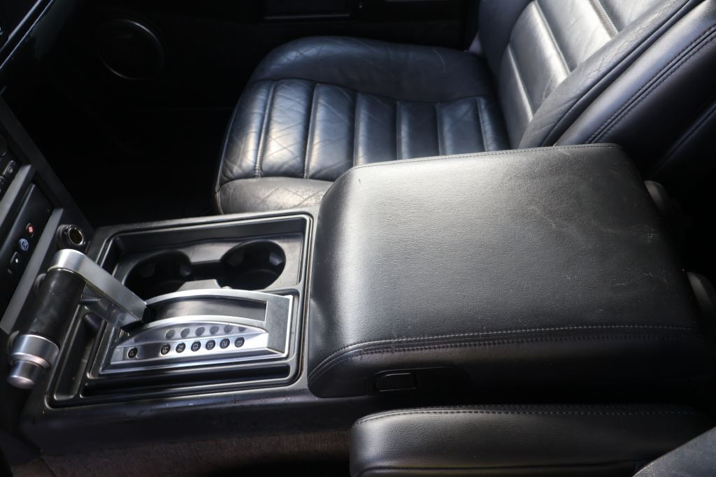 Photo 39 of this HUMMER H2