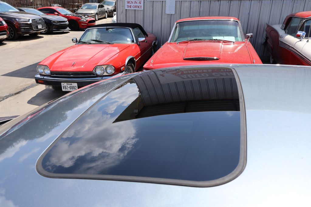 Photo 31 of this VOLVO S60