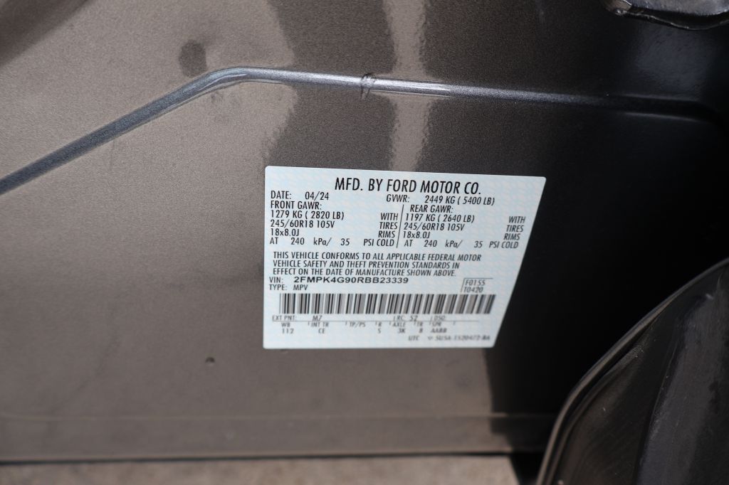 Photo 11 of this FORD EDGE