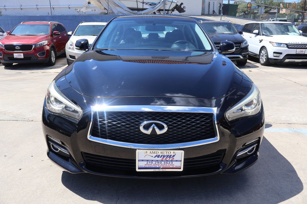 Photo 2 of this INFINITI Q50
