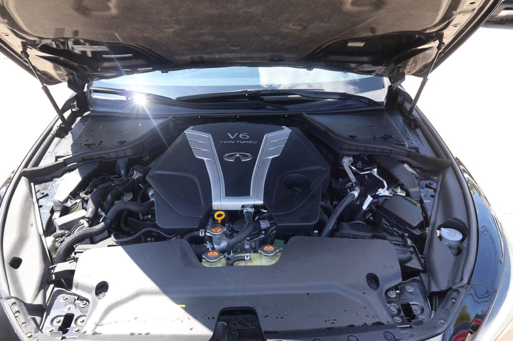 Photo 15 of this INFINITI Q50