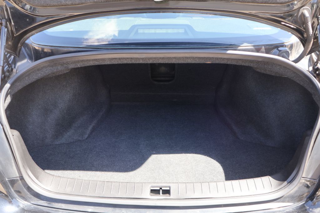 Photo 16 of this INFINITI Q50