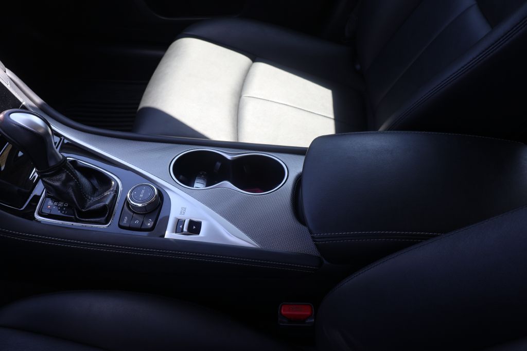 Photo 37 of this INFINITI Q50