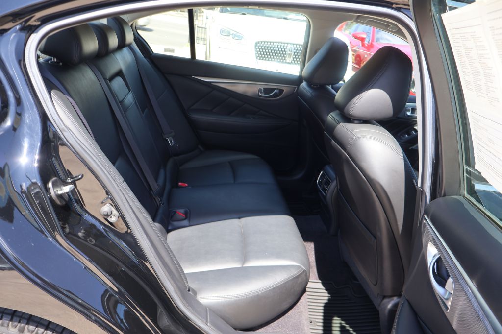 Photo 46 of this INFINITI Q50