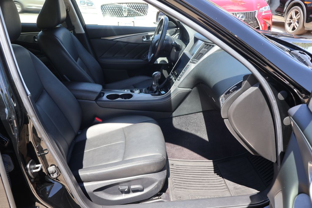 Photo 48 of this INFINITI Q50
