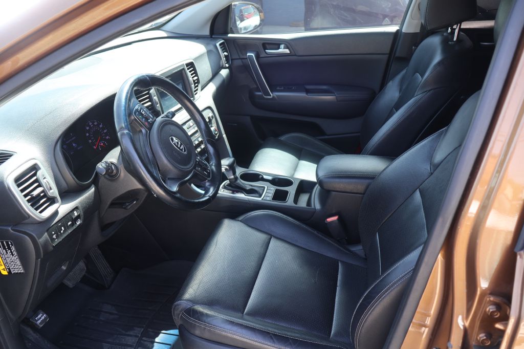 Photo 15 of this KIA SPORTAGE