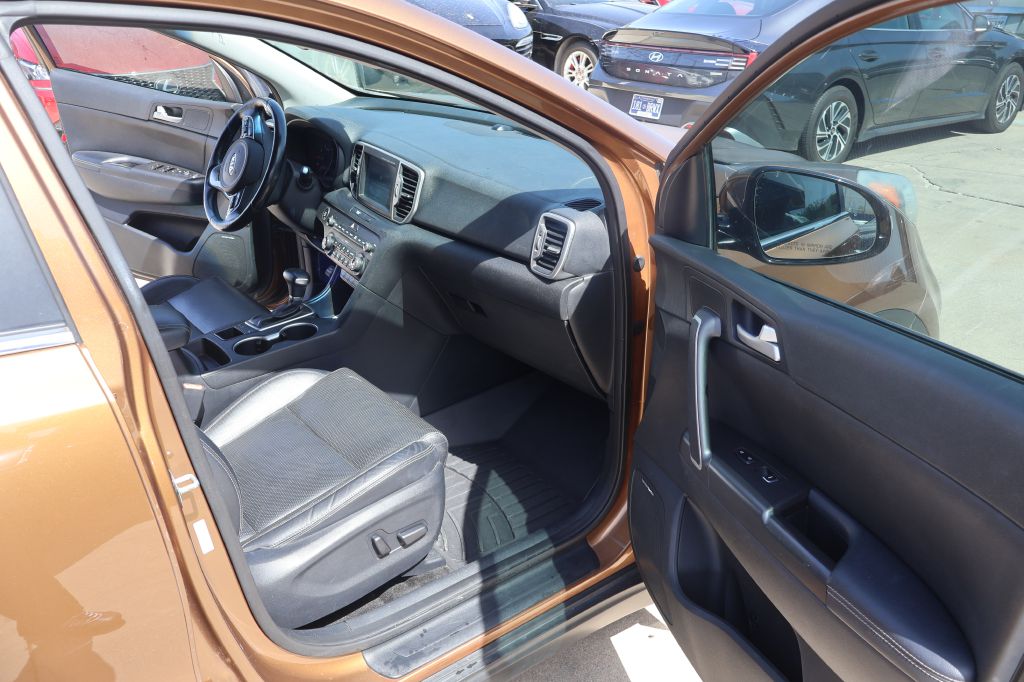 Photo 19 of this KIA SPORTAGE