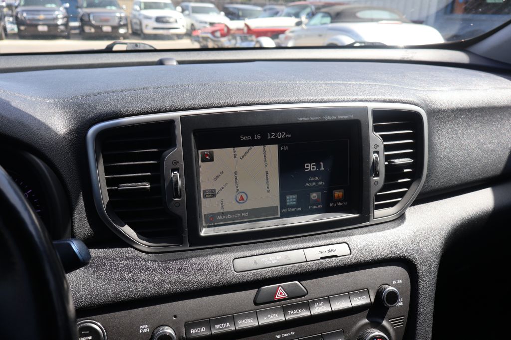 Photo 22 of this KIA SPORTAGE