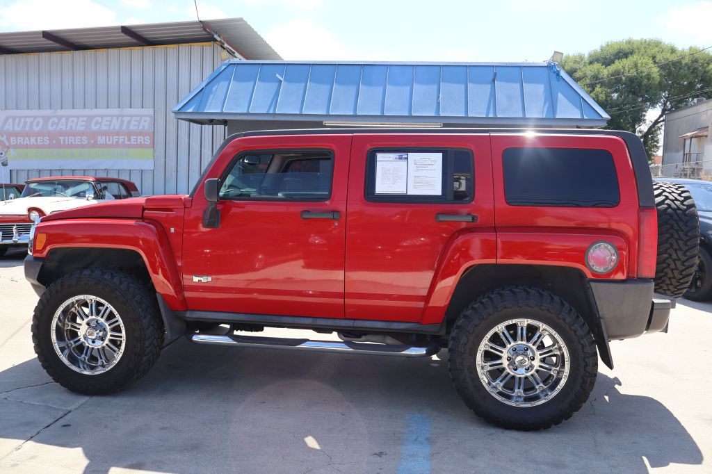 Photo 4 of this HUMMER H3