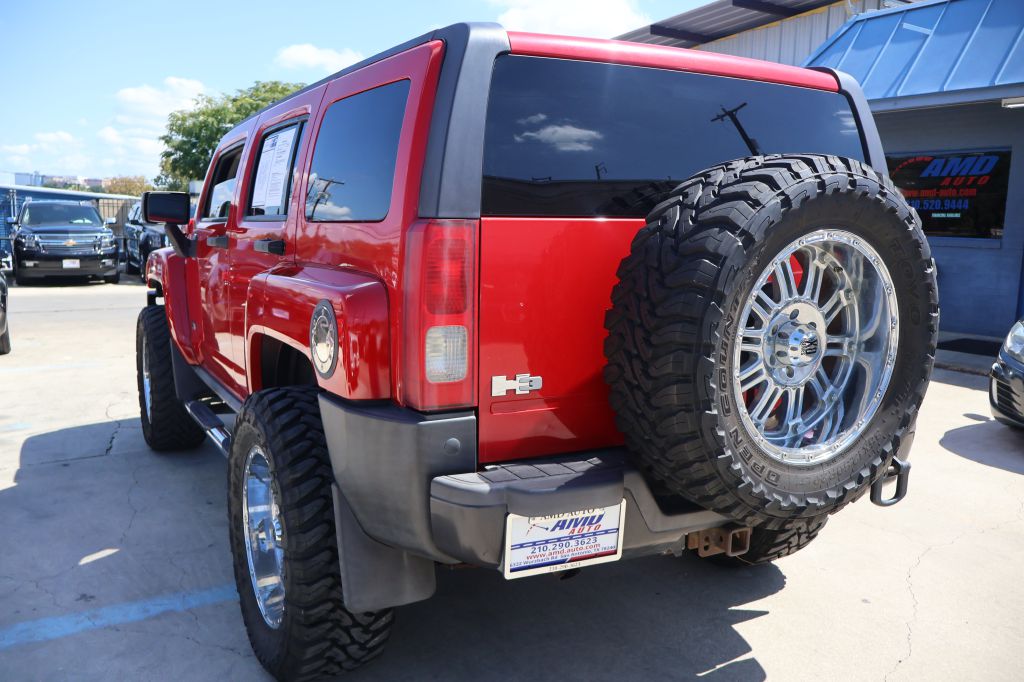 Photo 5 of this HUMMER H3