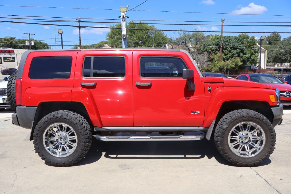 Photo 8 of this HUMMER H3