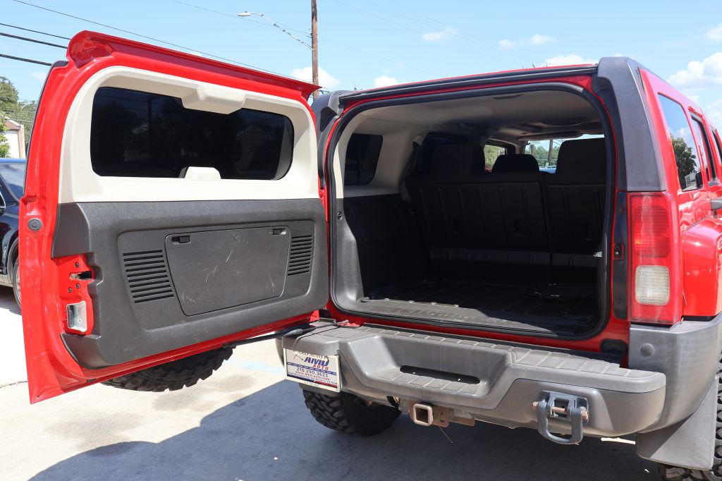 Photo 18 of this HUMMER H3