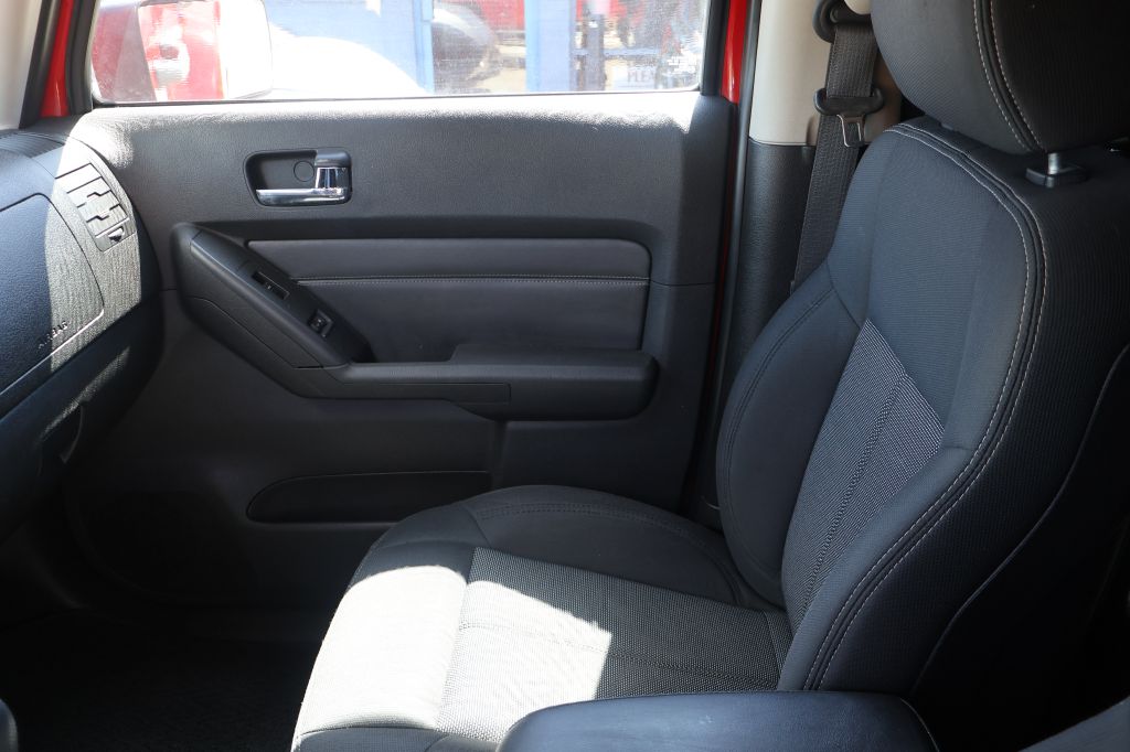 Photo 35 of this HUMMER H3