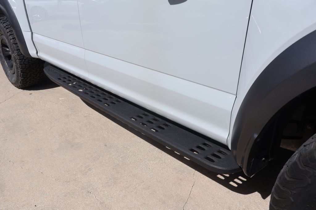 Photo 10 of this FORD F150