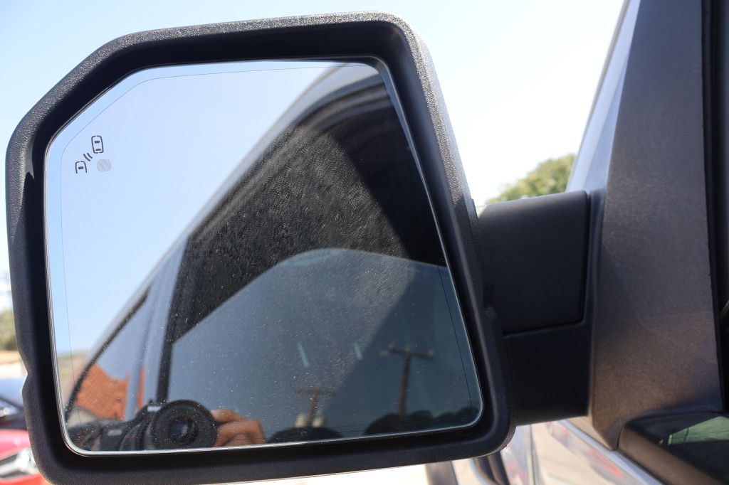 Photo 18 of this FORD F150