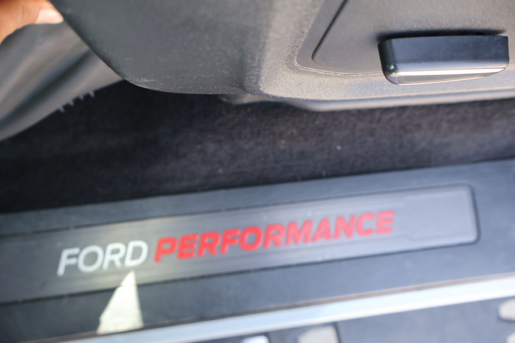Photo 24 of this FORD F150