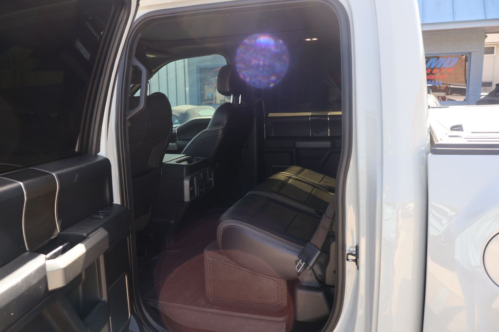 Photo 28 of this FORD F150