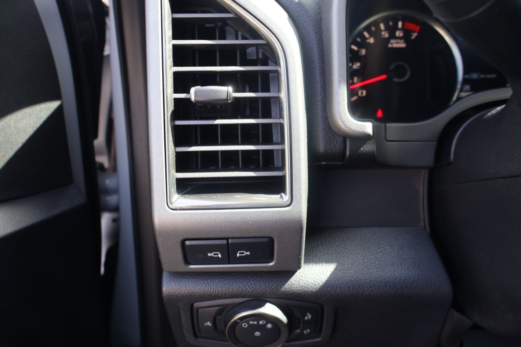Photo 32 of this FORD F150