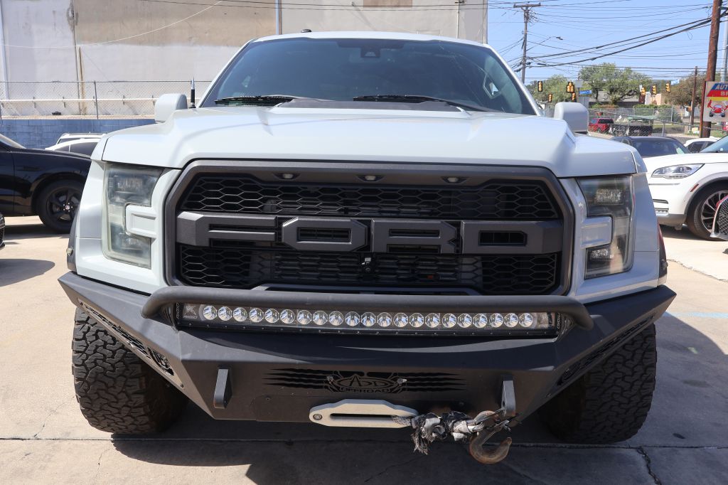 Photo 54 of this FORD F150