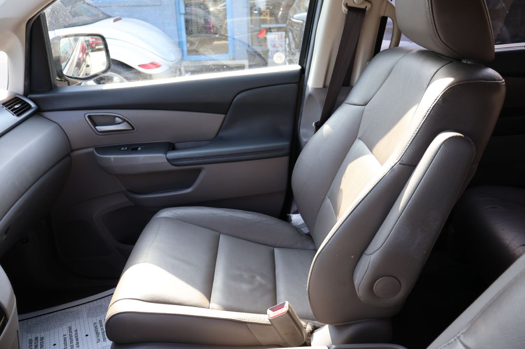 Photo 38 of this HONDA ODYSSEY