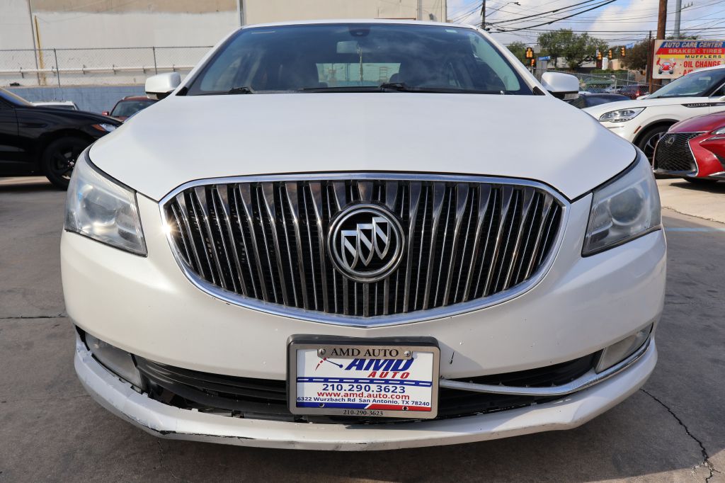 Photo 47 of this BUICK LACROSSE