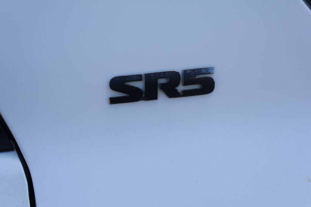 Photo 6 of this TOYOTA 4RUNNER