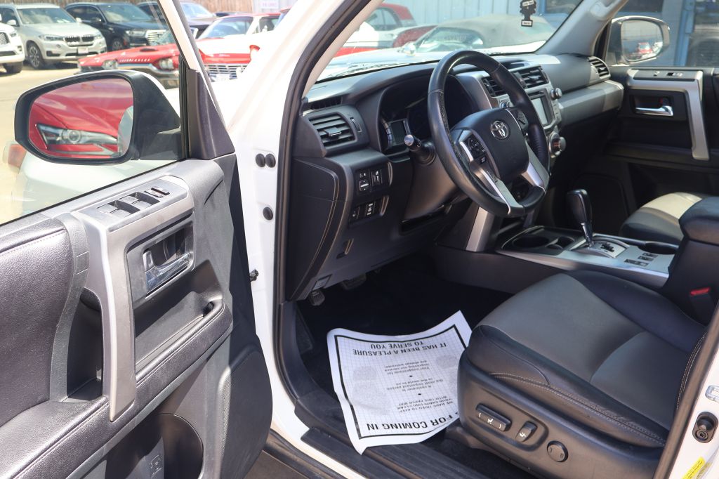 Photo 15 of this TOYOTA 4RUNNER