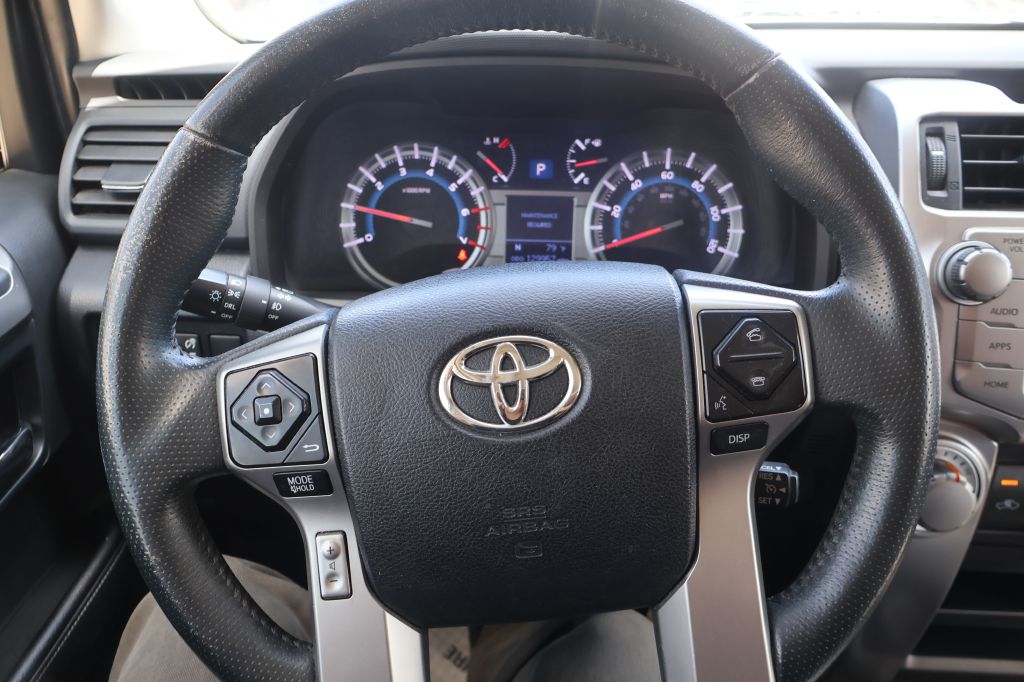 Photo 25 of this TOYOTA 4RUNNER