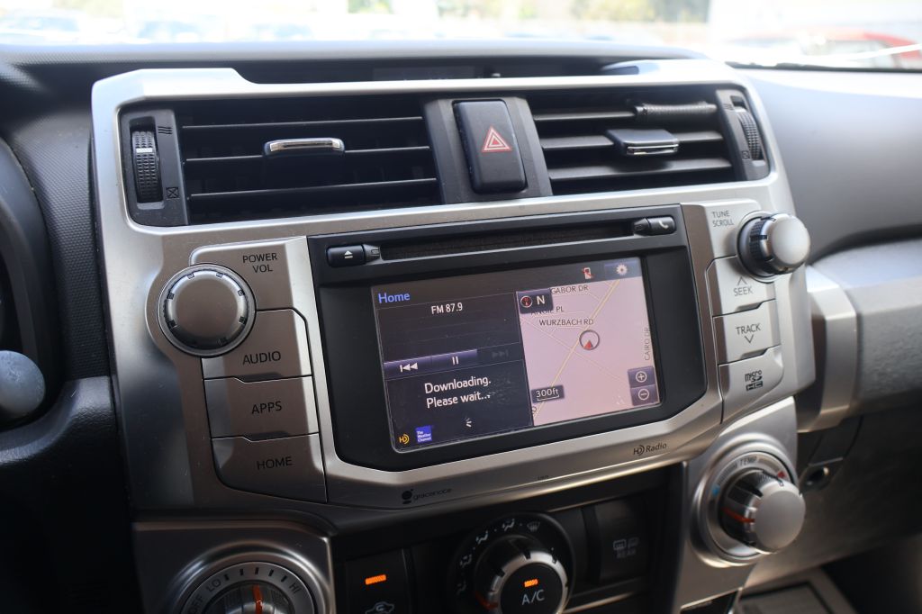 Photo 27 of this TOYOTA 4RUNNER