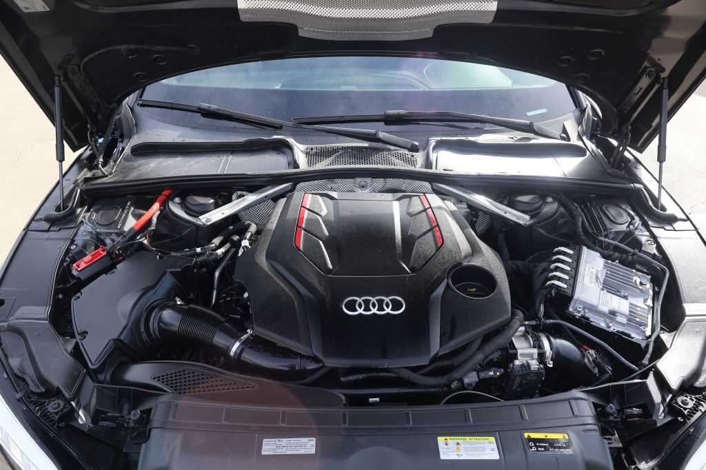 Photo 13 of this AUDI S5