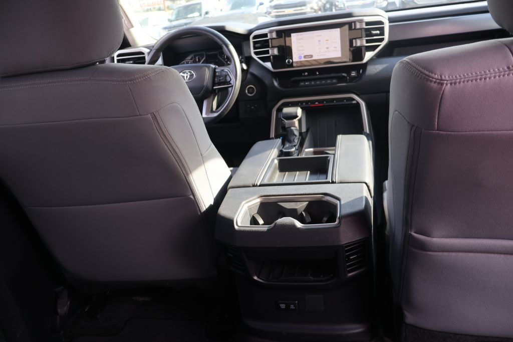 Photo 37 of this TOYOTA TUNDRA
