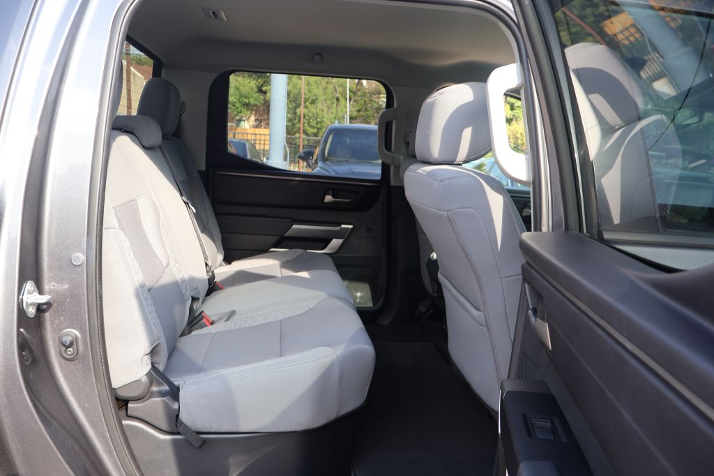 Photo 38 of this TOYOTA TUNDRA