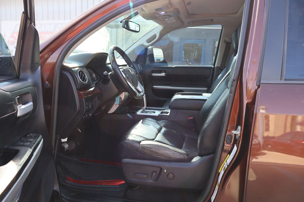 Photo 21 of this TOYOTA TUNDRA