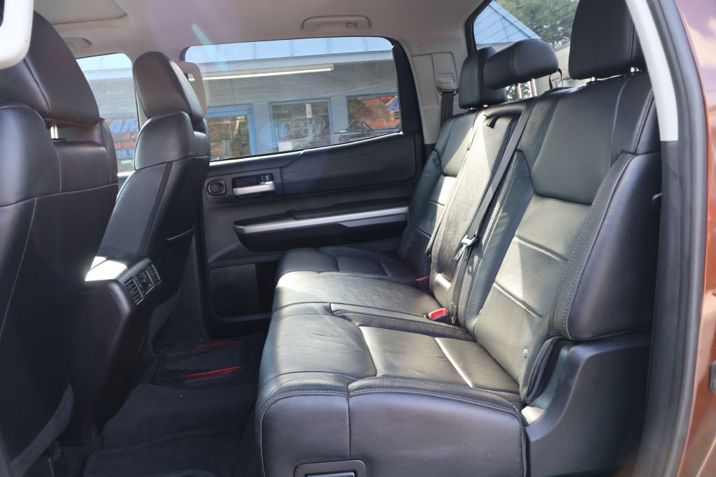 Photo 24 of this TOYOTA TUNDRA