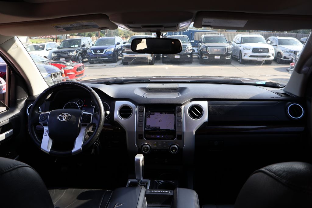 Photo 41 of this TOYOTA TUNDRA