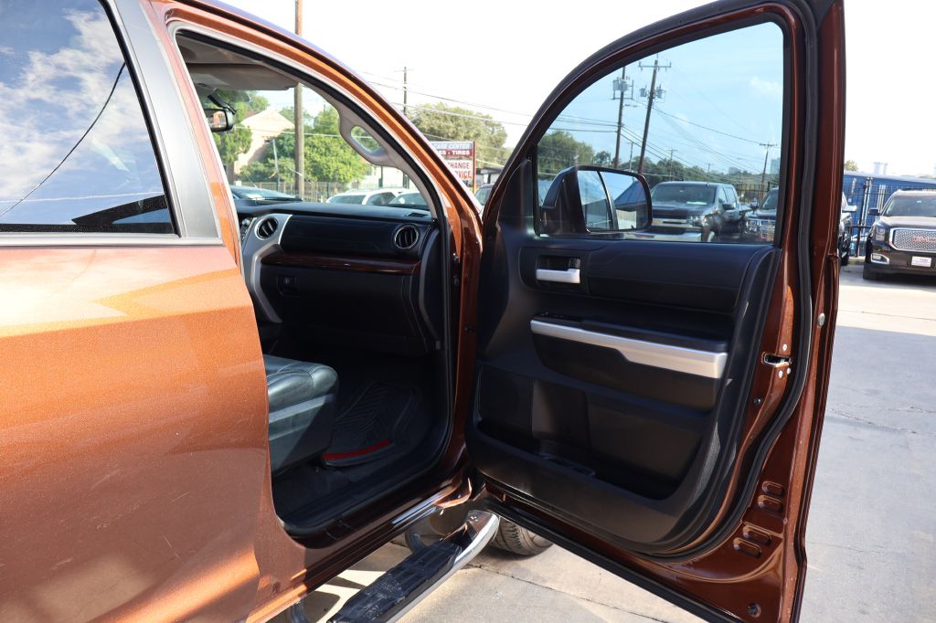 Photo 46 of this TOYOTA TUNDRA