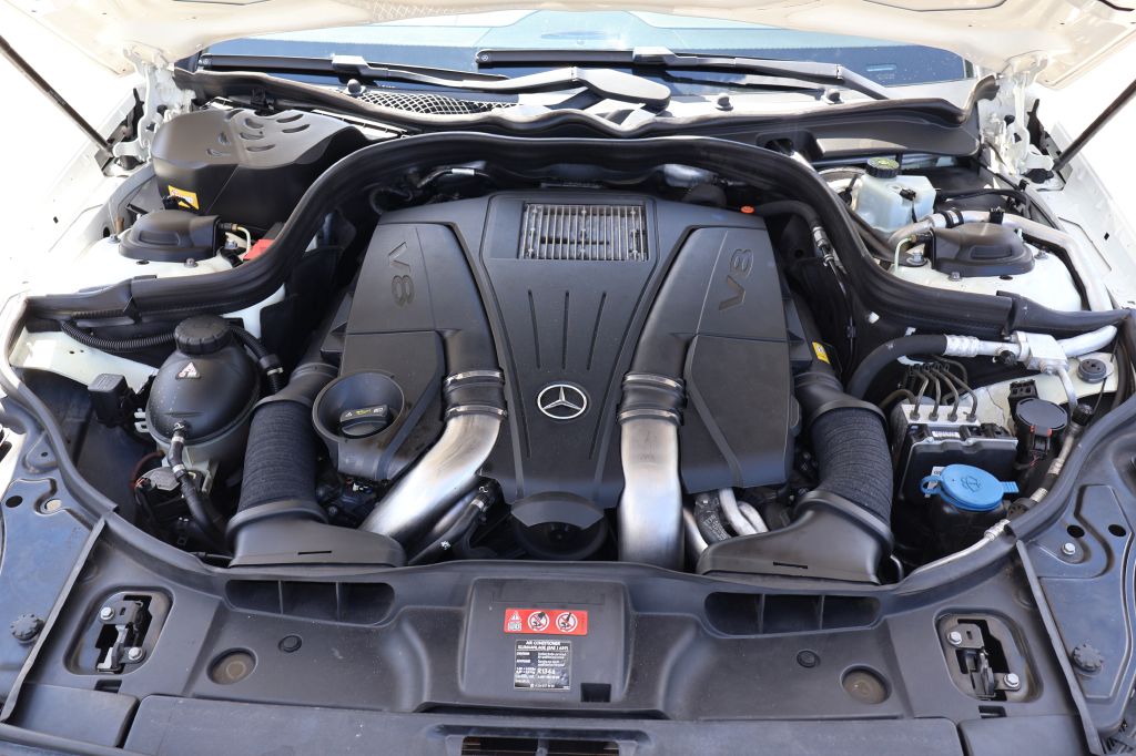 Photo 12 of this MERCEDES-BENZ CLS